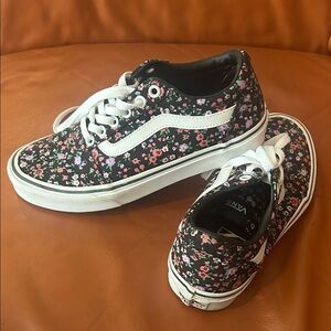 Vans Black Sneakers with Floral Pattern